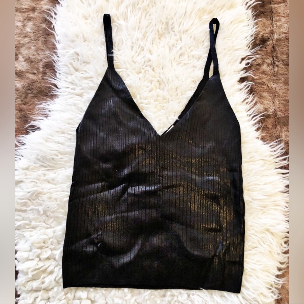 NWT SILENCE + NOISE Black Ribbed Metallic V-Neck Tank Cami Top — Size L (Fits S)